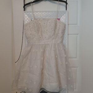 WHITE BABYDOLL DRESS